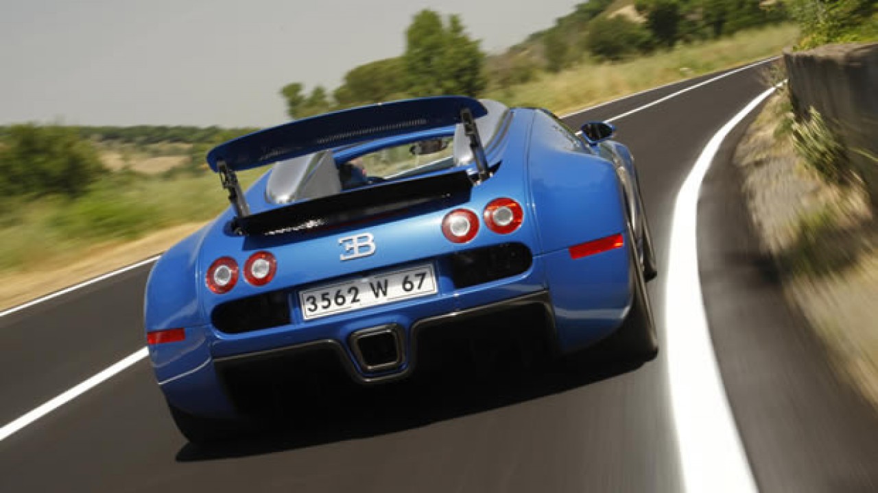 Bugatti Veyron e Bentley chegam ao Brasil em 2010