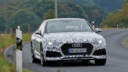 Audi RS5 casus fotoğrafları