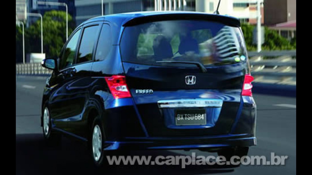 Honda lança nova minivan Freed no Japão baseada na plataforma do Fit
