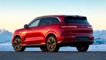 BYD Atto 8 with flash charging