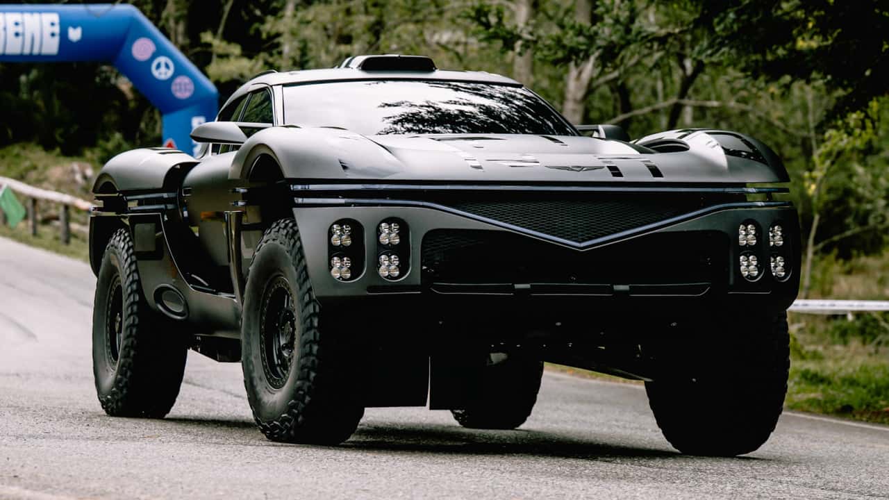 Watch The Brutal Genesis Off-Roader Storm Up A Hill Climb