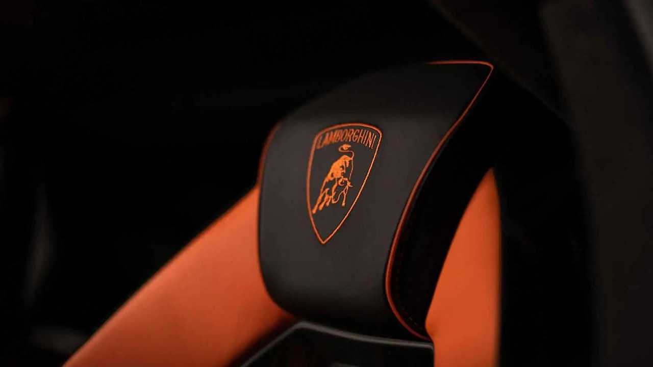 lamborghini-revuelto-foto-2023