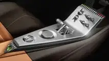 Alfa Romeo 33 Stradale, tutti i dettagli degli interni