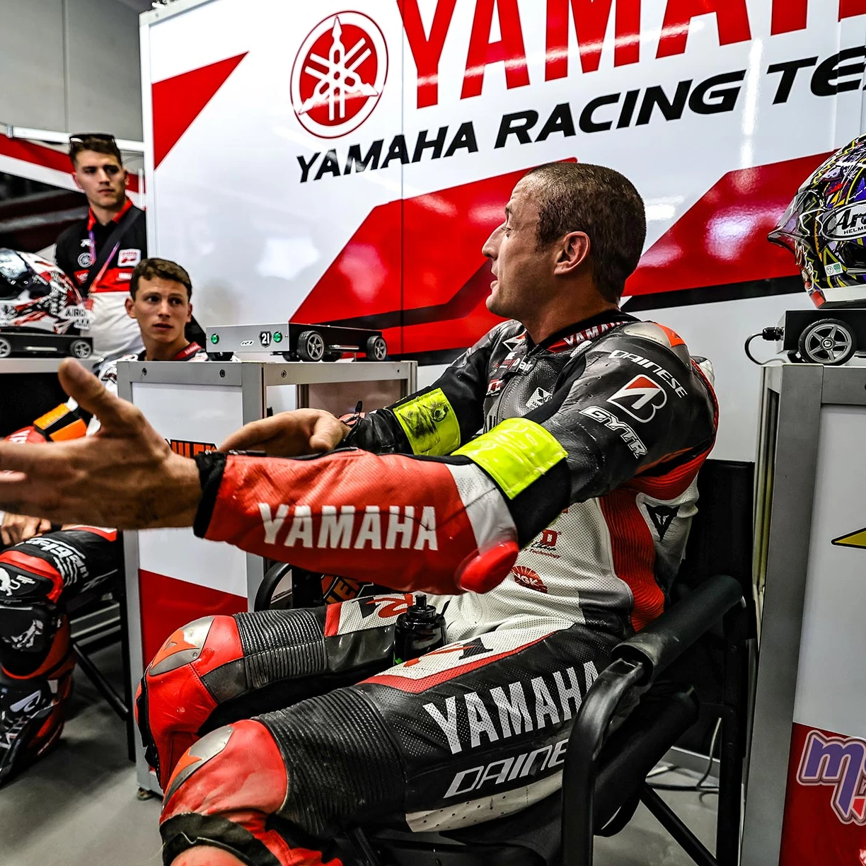 YAMAHA motoGP　ファクトリーレーシング公式ジャケット XL　デサント 31RDlxQkXEL.jpg