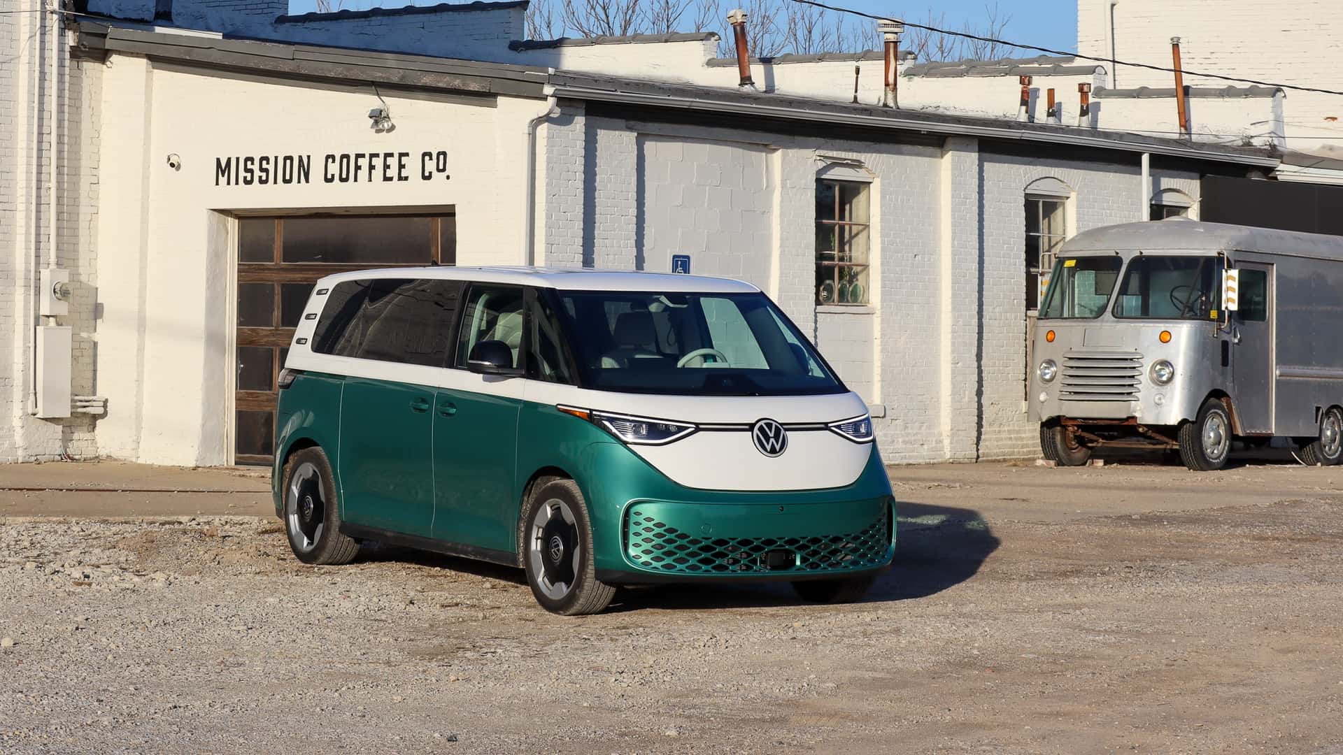 The 2025 VW Buzz Proves That Nostalgia Is A Hell Of A Drug