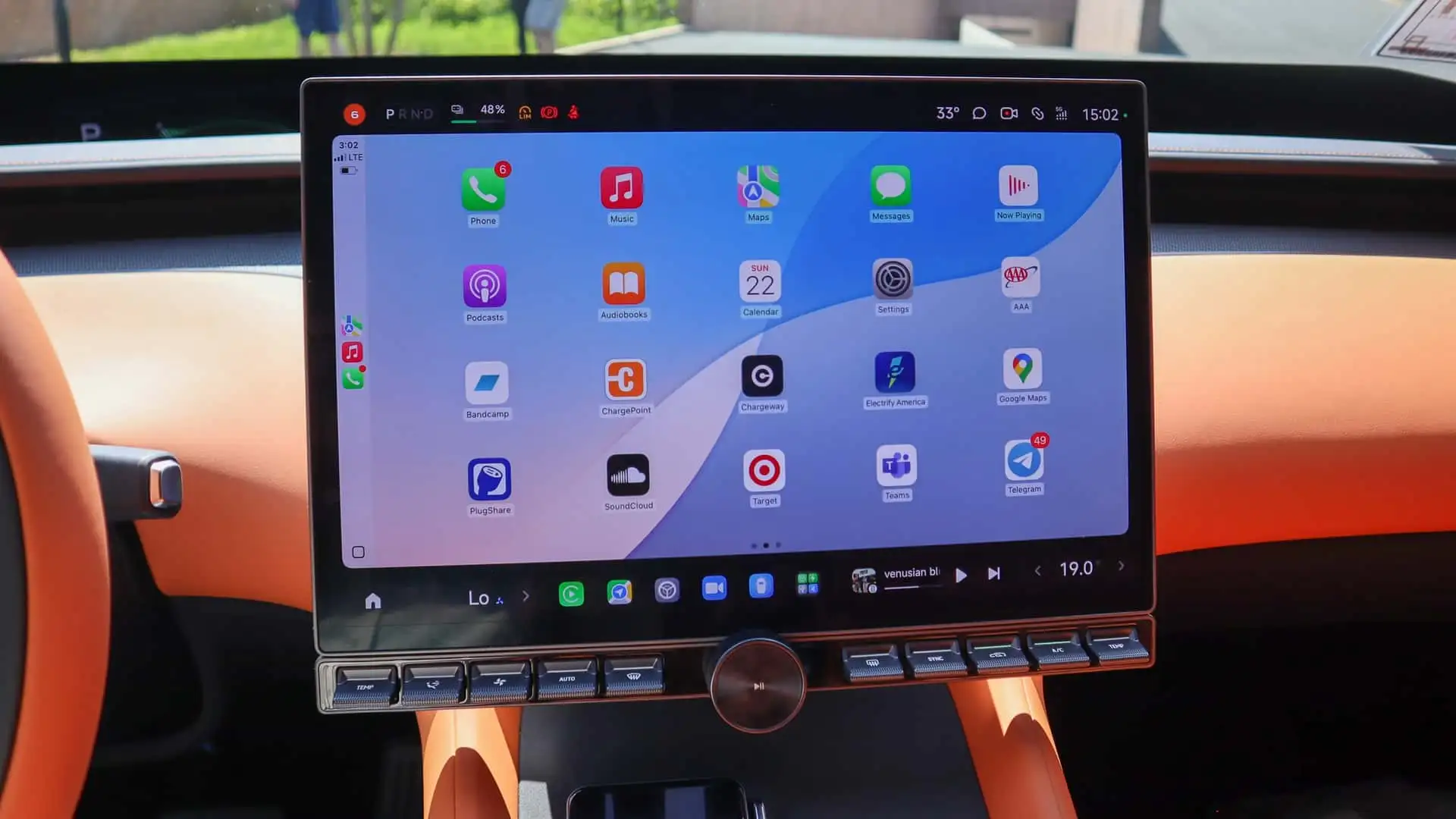 https://cdn.motor1.com/images/mgl/zxANKE/s1/xiaomi-yu7.webp