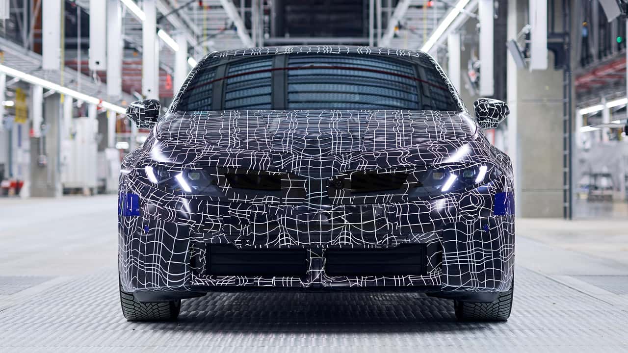 BMW’s Next-Gen 3 Series Reimagined as an All-Electric i3 for the Neue Klasse Era