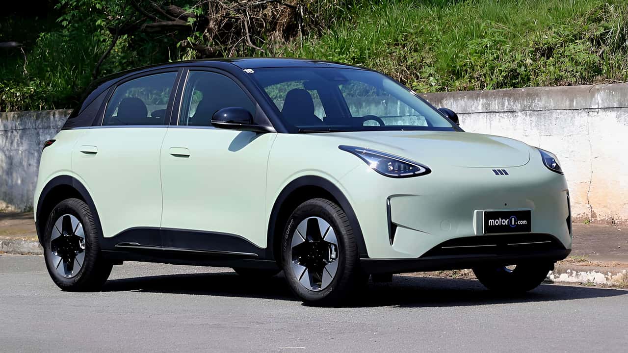 geely ex2 motor1