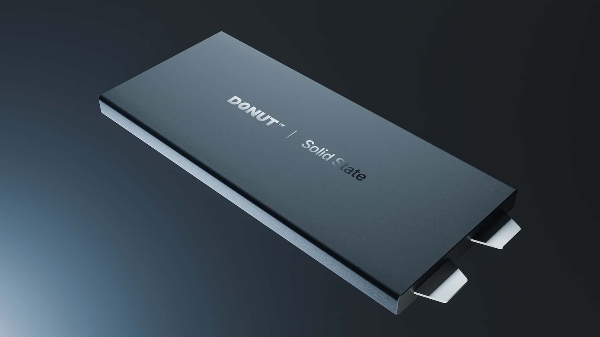 Batería de Estado Sólido de Donut Lab Carga en Minutos, Pero los Expertos Dudan