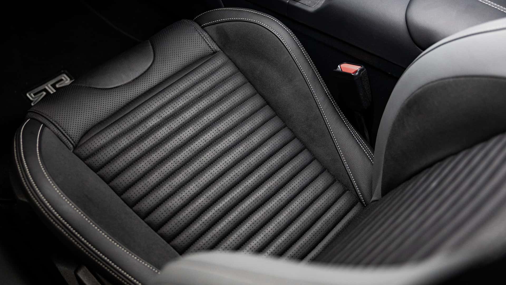 2026-ford-mustang-rtr-spec-5-seat.jpg