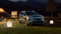 BYD Atto 8