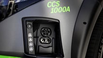 Mercedes- ELF, il veicolo sperimentale per le tecnologie di ricarica