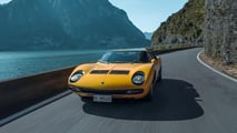 Paolo Nespoli celebra la Lamborghini Miura SV