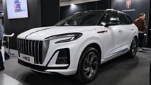 Hongqi HS3