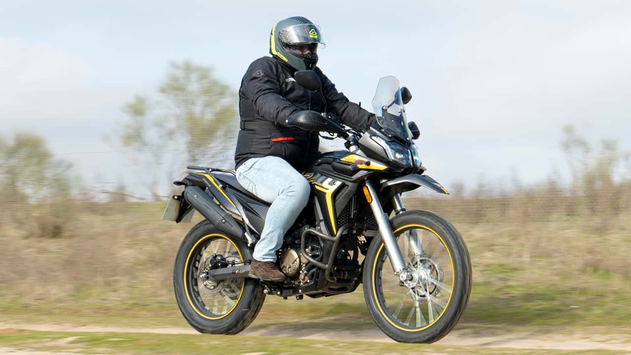 Voge 300 Rally 2026, una forma ideal de iniciarse en el offroad con carnet A2