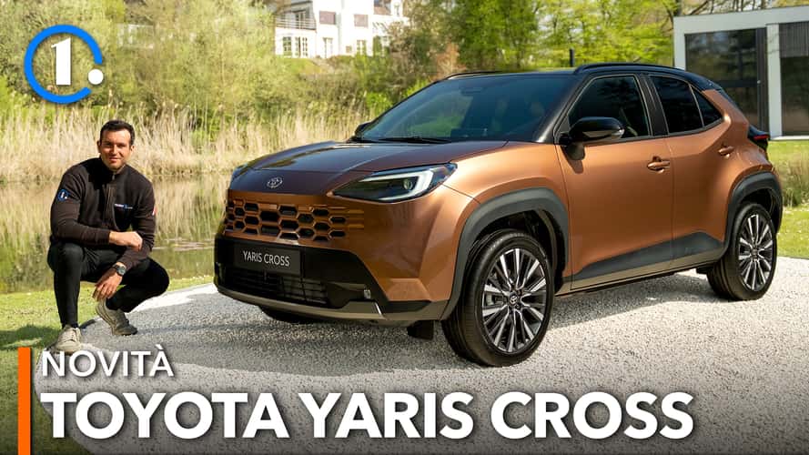 Toyota Yaris Cross (2026), come cambia con il restyling