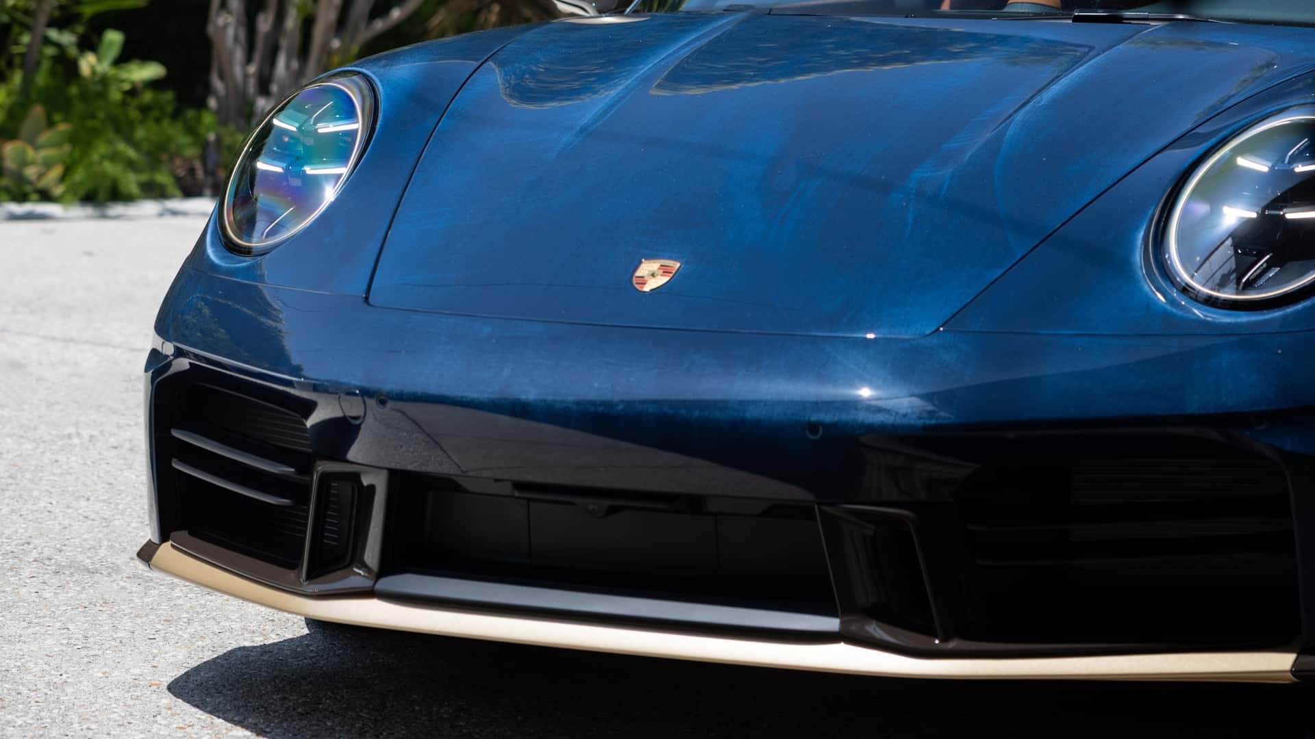 https://cdn.motor1.com/images/mgl/zxJKAE/s1/porsche-and-pixar-toy-story-collaboration.jpg