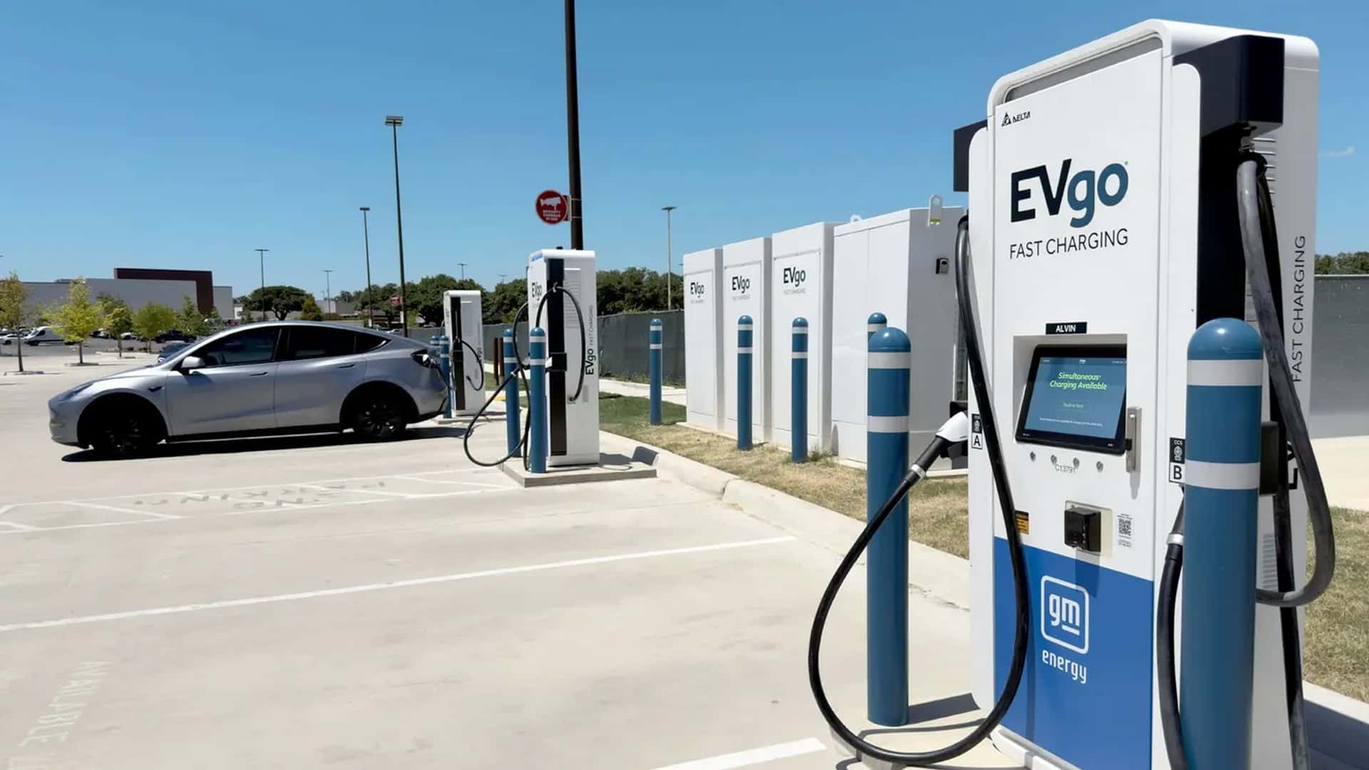 EVgo Expande su Red de Carga Rápida en Centros Comerciales de EE. UU.