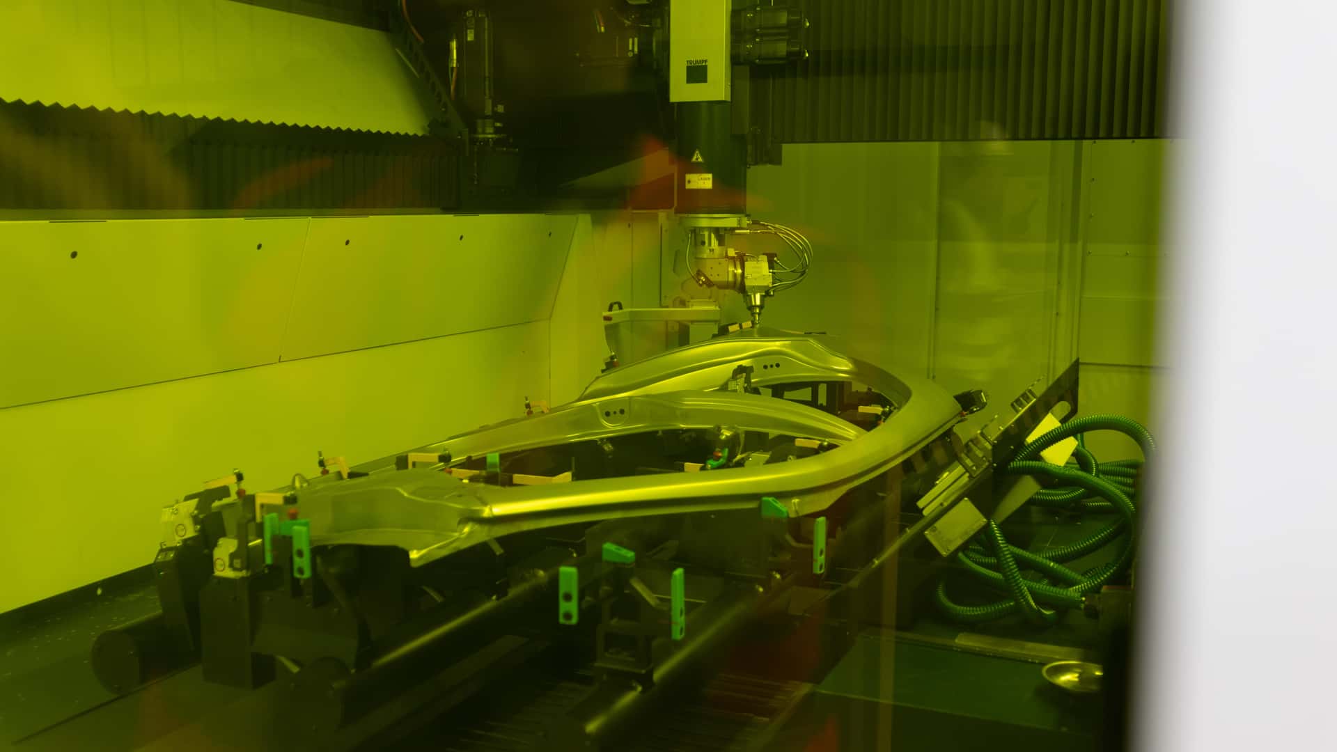 https://cdn.motor1.com/images/mgl/zxJlm4/s1/toyota-uk-production.jpg