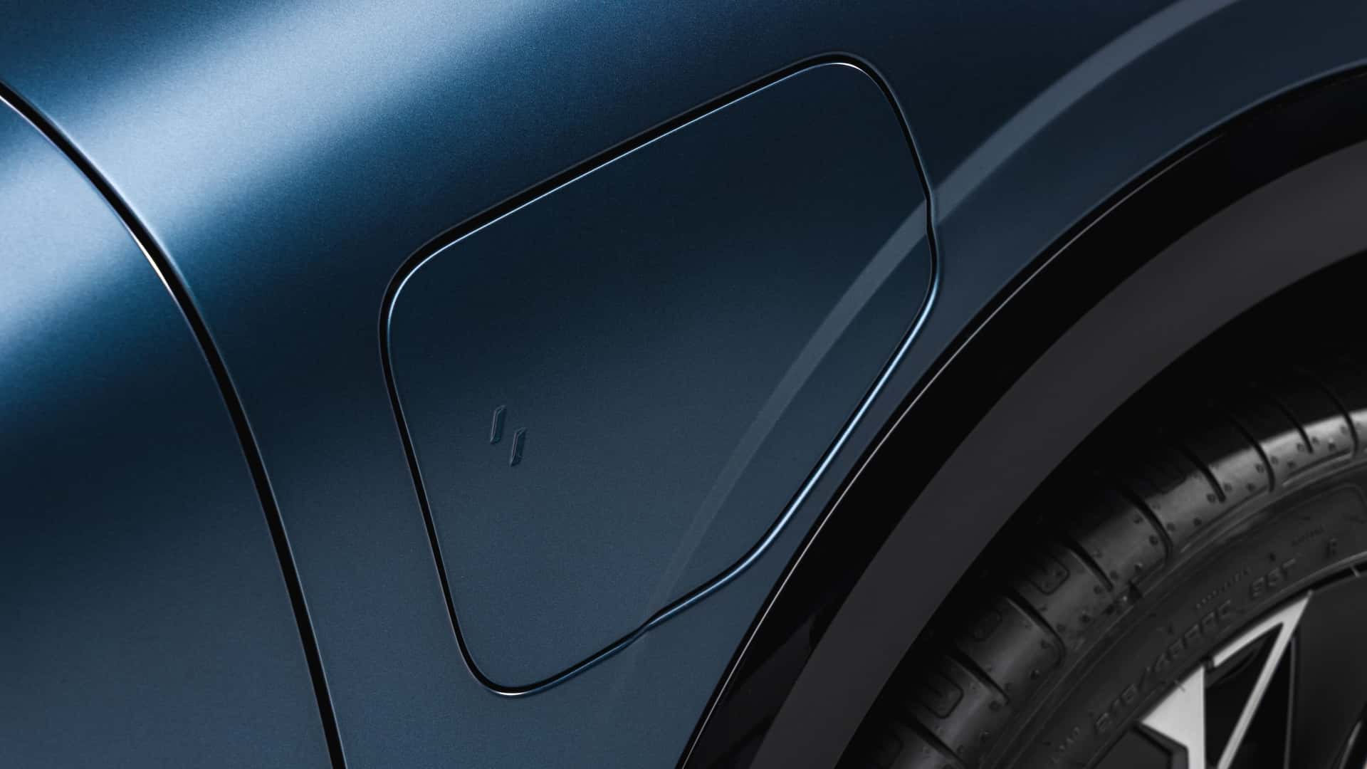 https://cdn.motor1.com/images/mgl/zxJwo0/s1/renault-megane-e-tech-2026.jpg