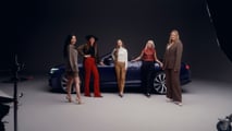 La seule Bentley Continental GTC signée par trois stars de la musique