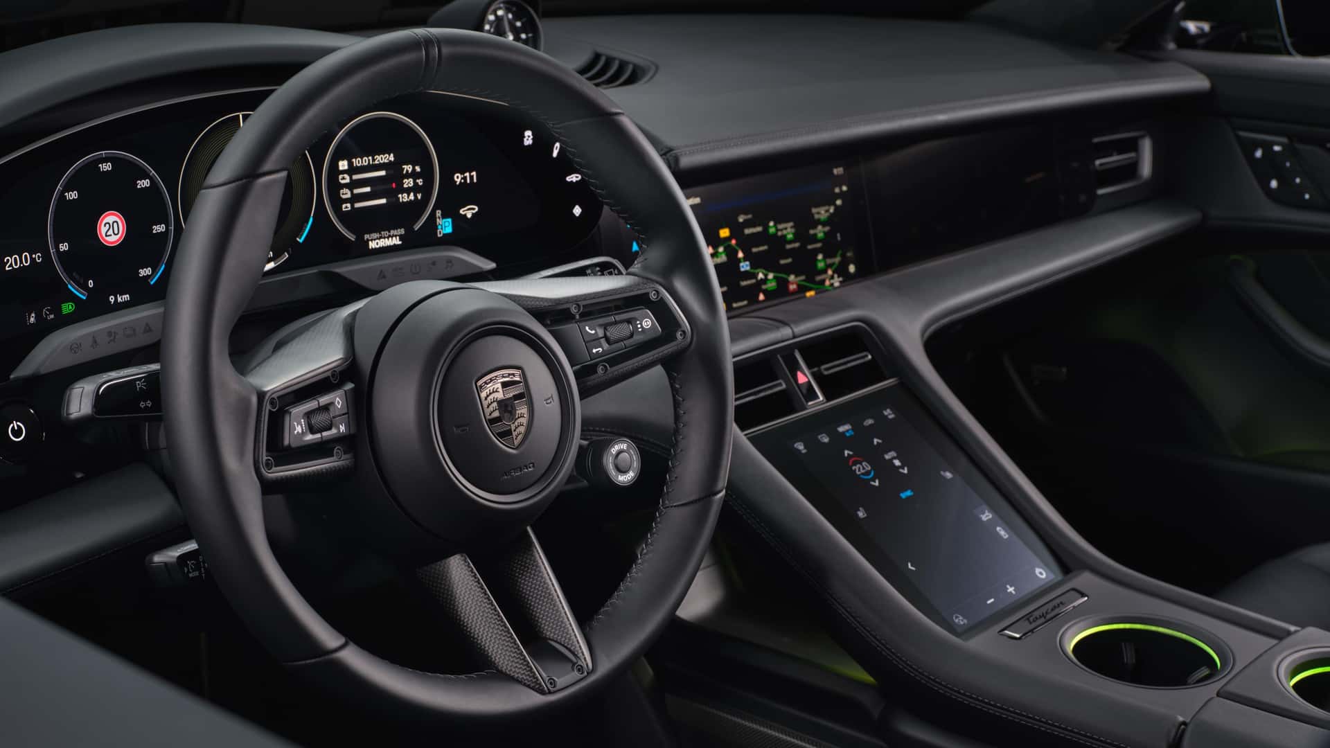 https://cdn.motor1.com/images/mgl/zxQ27L/s1/porsche-taycan-cross-turismo-2024.jpg