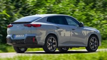 BMW iX2 xDrive30 (2024) im Test