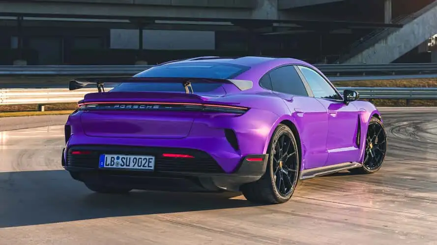 2025-porsche-taycan-turbo-gt.webp