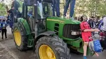 Trattori John Deere alla festa scudetto dell'Inter