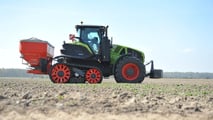 AXION TERRA TRAC il trattore ideale anche per la concimazione
