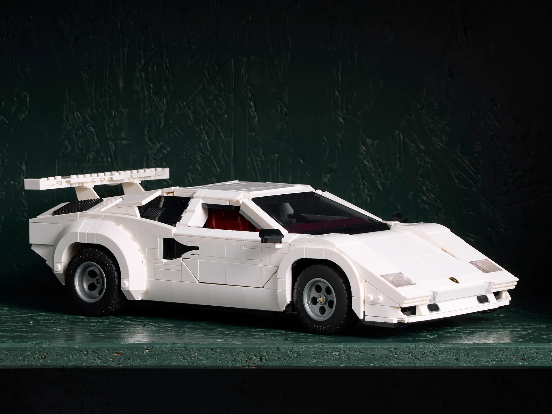 lego-icons-lamborghini-