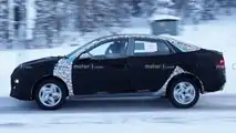Makyajlı Hyundai Accent Casus Fotoğraflar