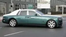 Rolls-Royce Phantom facelift spy photo