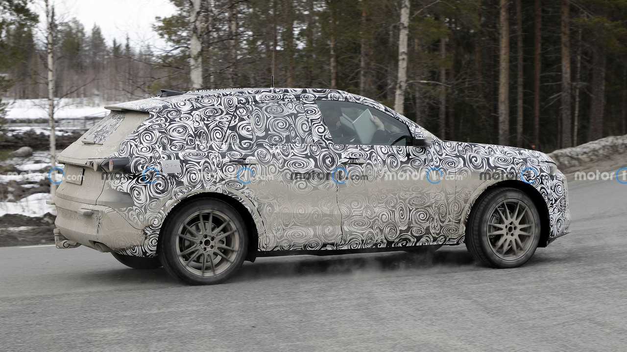 Nuova Audi Q5, le prime foto spia