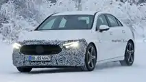 Foto spia - Mercedes Classe A sedan restyling