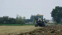 Challenger MT775E nella terra del pomodoro