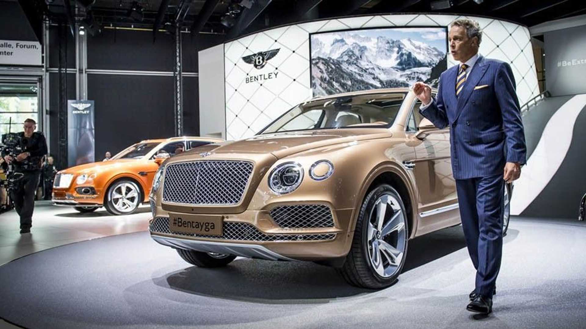 First Bentley Bentayga Goes to Queen Elizabeth II