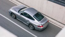 بورشه 911 فئة 996 تحتفل باليوبيل الفضي لإنطلاقها