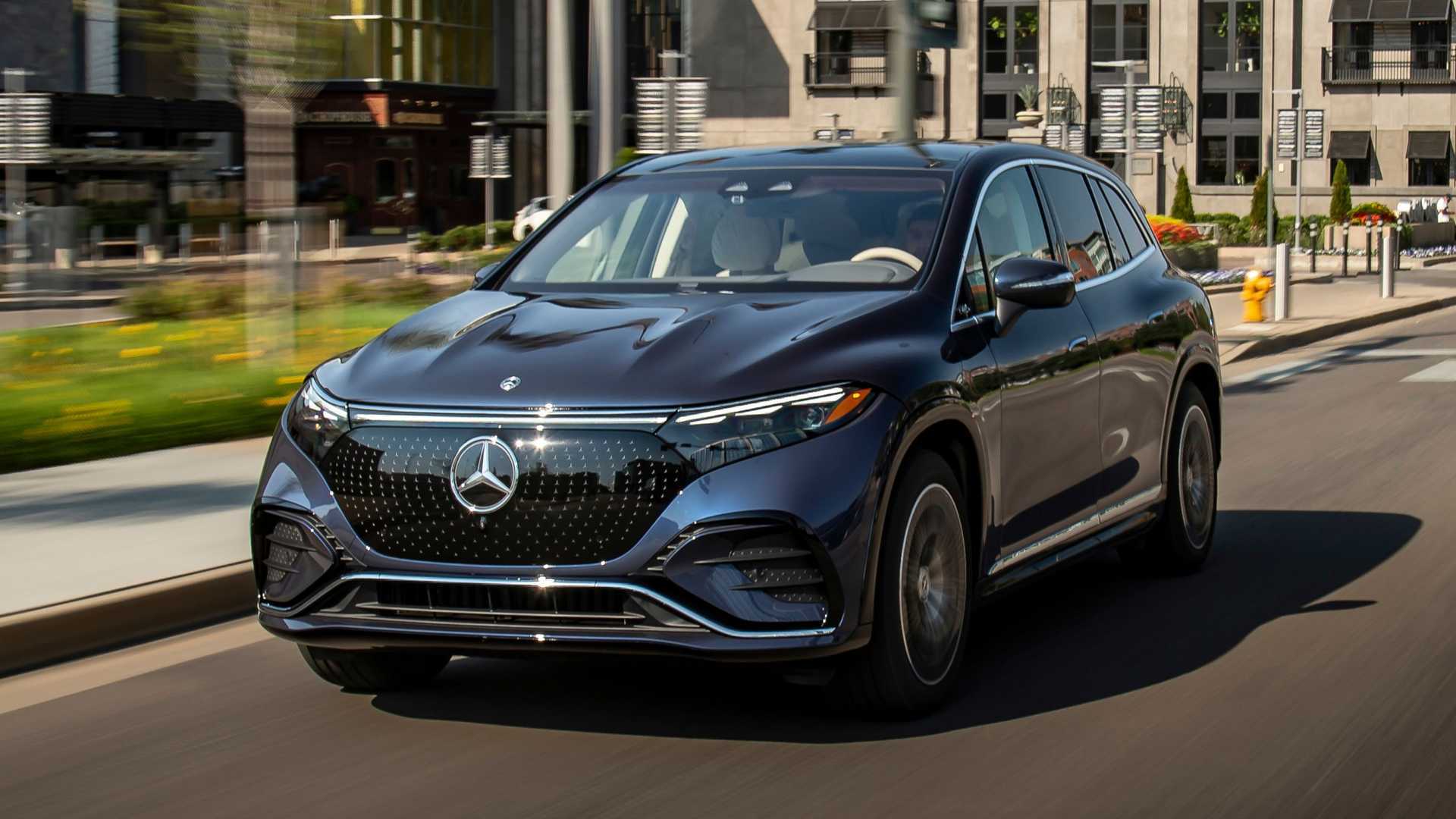 2023 Mercedes Benz EQS SUV First Drive Commodious Luxurious Capable