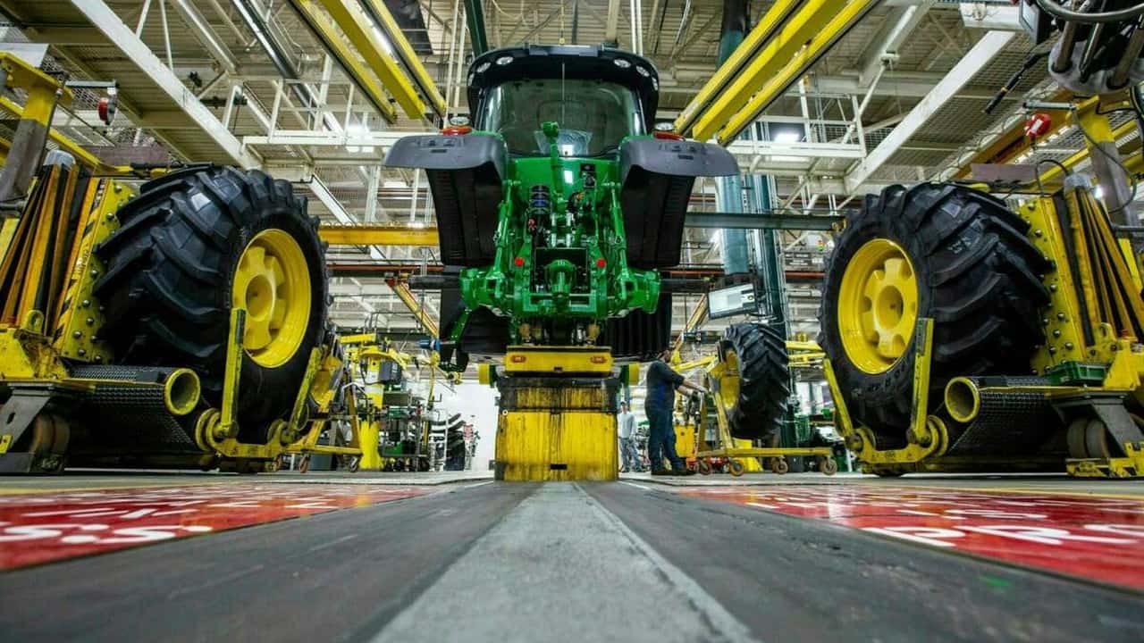 John Deere: vendite nette e ricavi globali: contrazione del 16% nel 2024