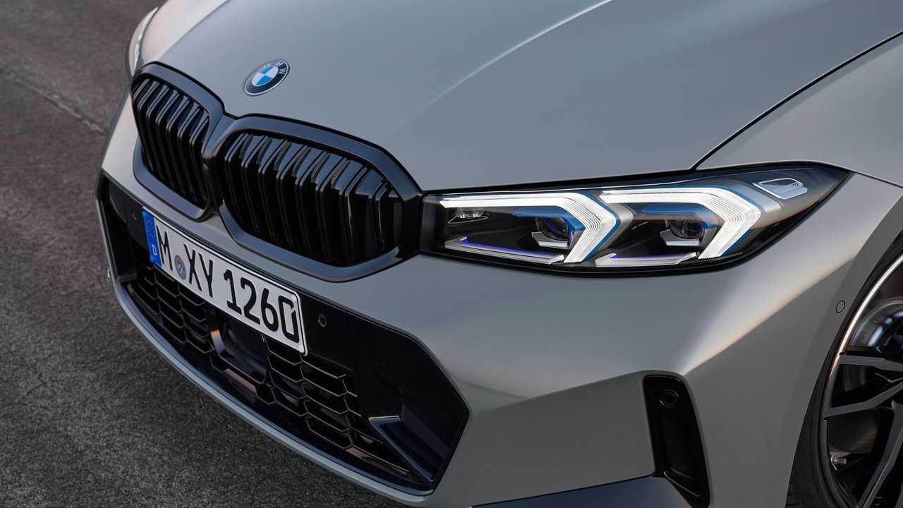 BMW 320i Türkiye'de