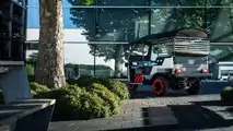 Conceito de tuk-tuk alimentado por baterias Audi de segunda mão