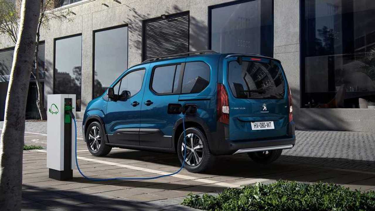 Peugeot E-rifter carregamento