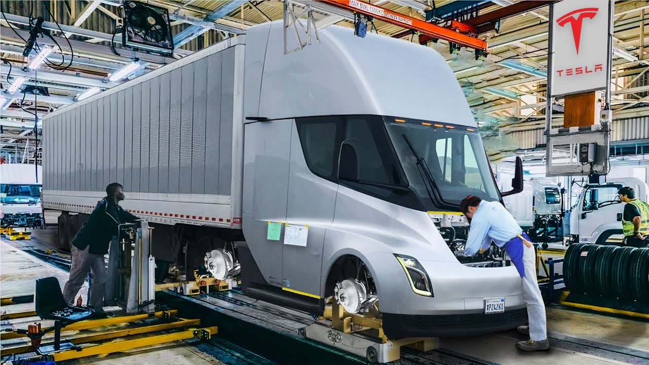 Inside Tesla's NEW  $7 Billion Semi Truck Factory