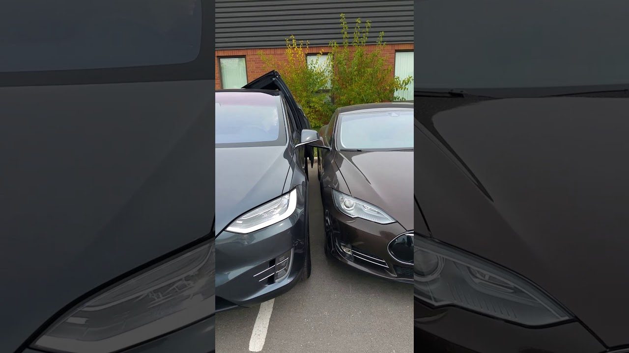 2022 Tesla Model X Automatic Doors in Garage