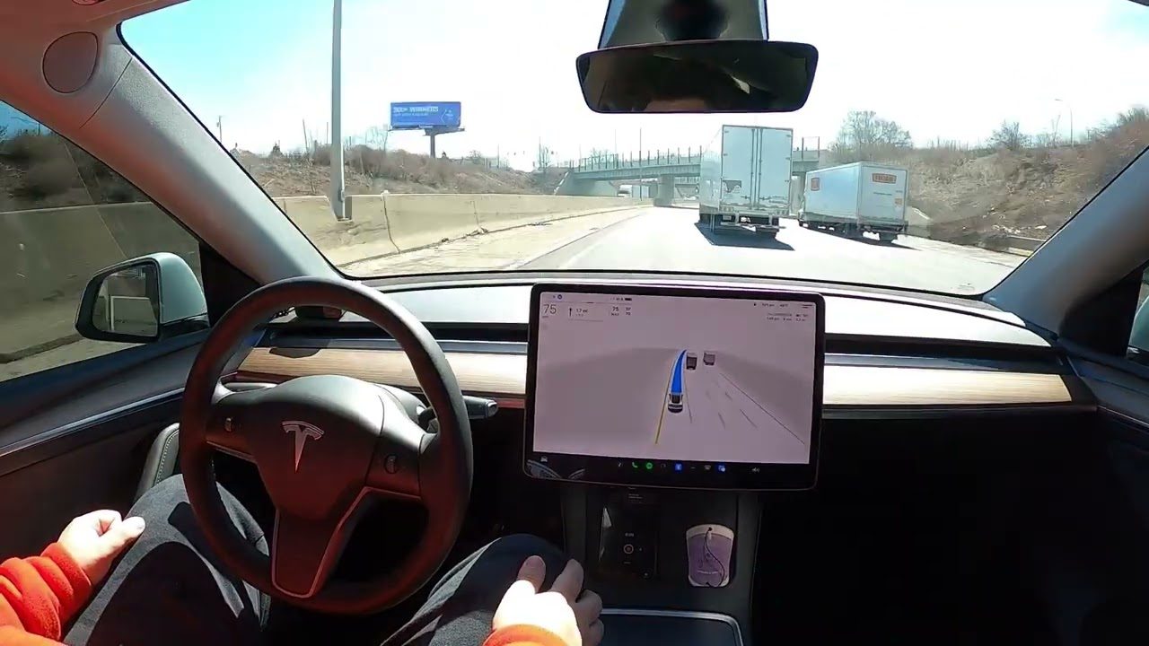 FSD Beta 11.3.2 GM Cruise's Worst Nightmare (Detroit MI)